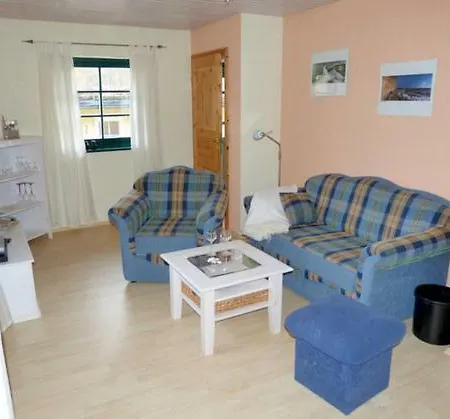 Urlaub Unter Reet Bergen Auf Rugen